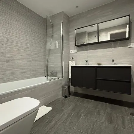 Precioso Atico Con Vistas Al Mar *